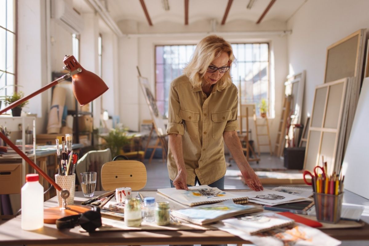 artist in her studio