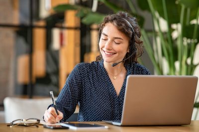 customer support manager working with a client